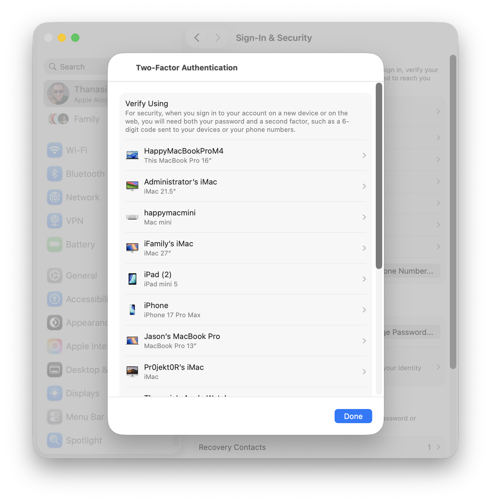 System Settings → Apple Account → Sign-In and Security με ενεργό two-factor authentication
